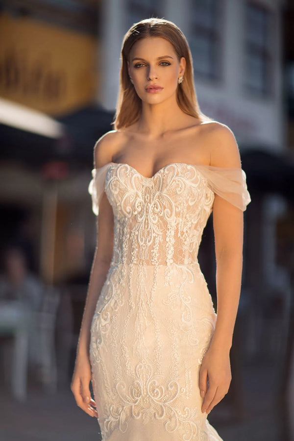 JOSEPHINE
